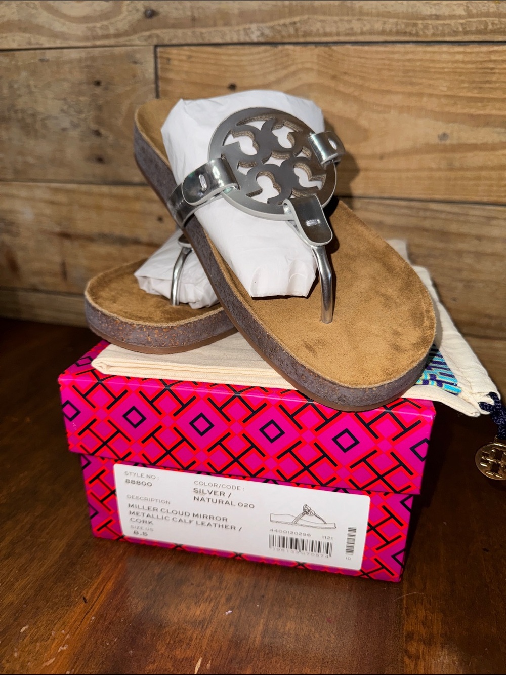 Tory Burch Miller Cloud in Mirror Metallic (Silver) size 8.5